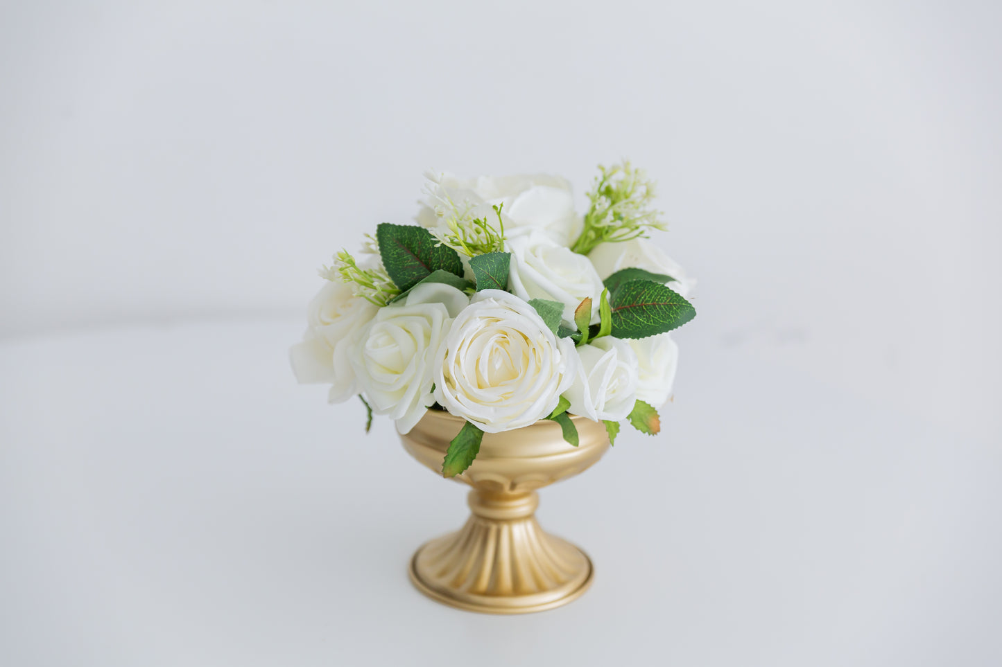 Green + White Medium Centerpiece