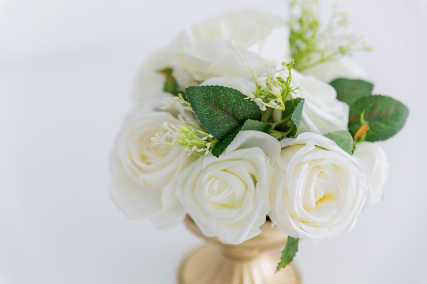 Green + White Medium Centerpiece